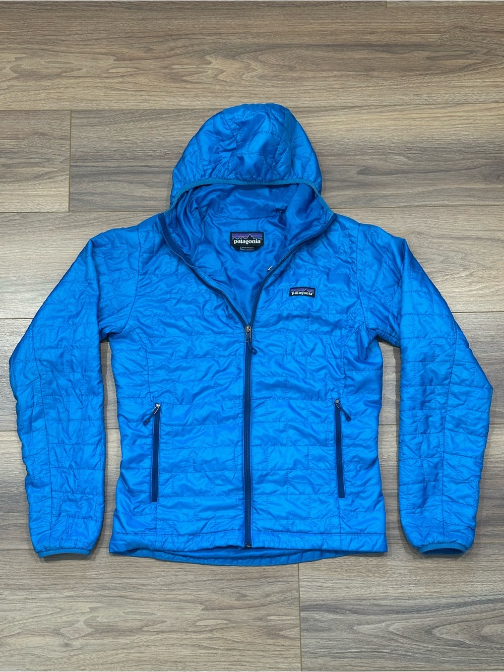 Patagonia Men’s Nano Puff Hoody in Andes Blue Size Small